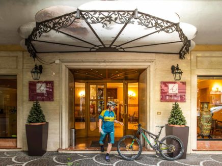 Ambasciatori Place Hotel