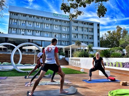 Oxygen Cycling Hotel