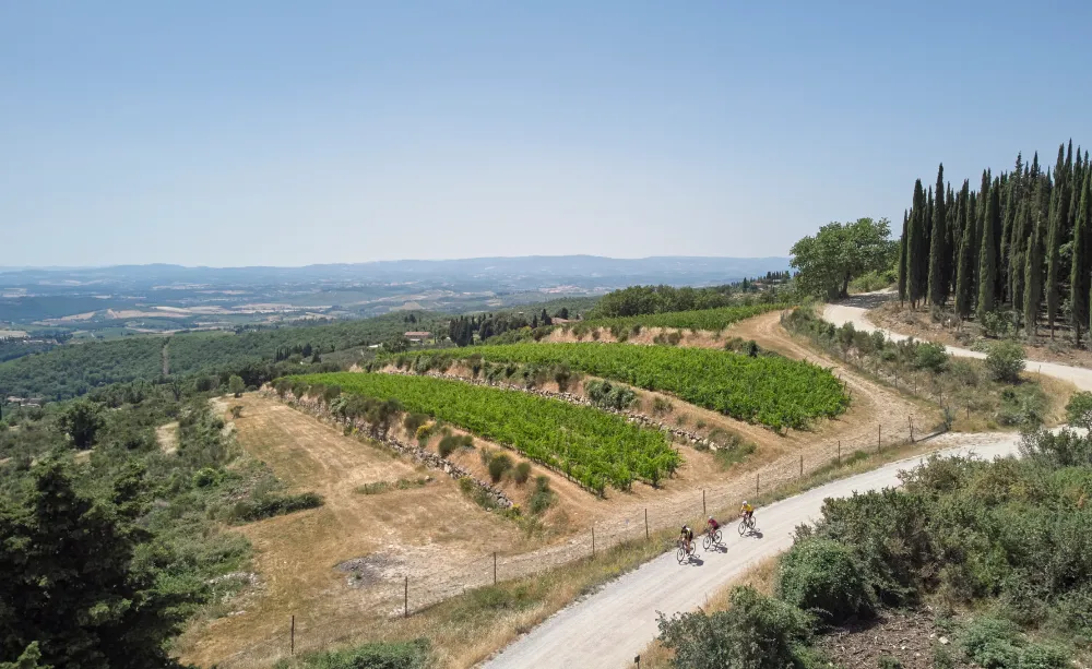 Gravel su strada bianca