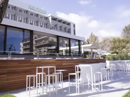 Oxygen Cycling Hotel