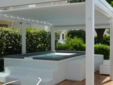 Oxygen Cycling Hotel