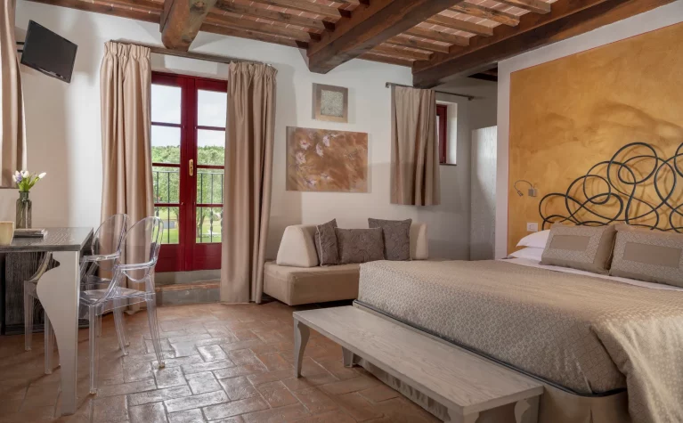 Hotel Casolare Le Terre Rosse