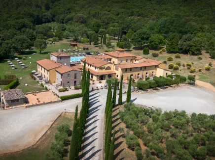 Hotel Casolare Le Terre Rosse