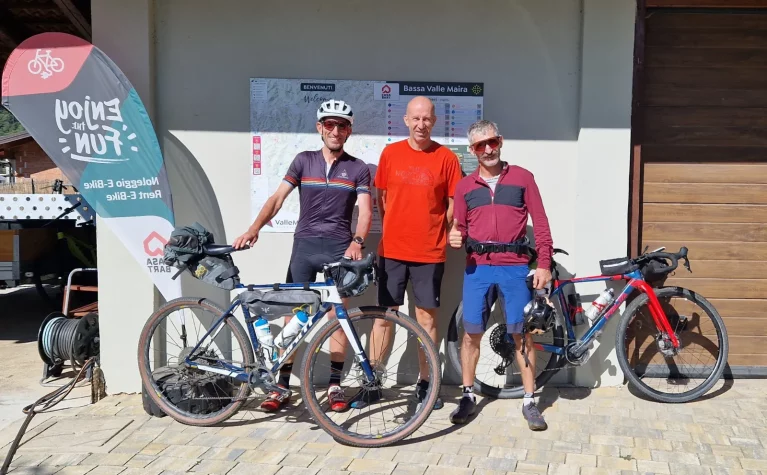 Casa BART Bike & Outdoor Hospitality